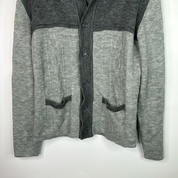 Vintage Munsingwear Grey Button Front Cardigan Sweater Size Large - Picture 3 of 7